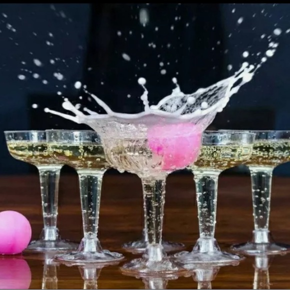 New! Talking Tables Prosecco Pong Game - Picture 3 of 3